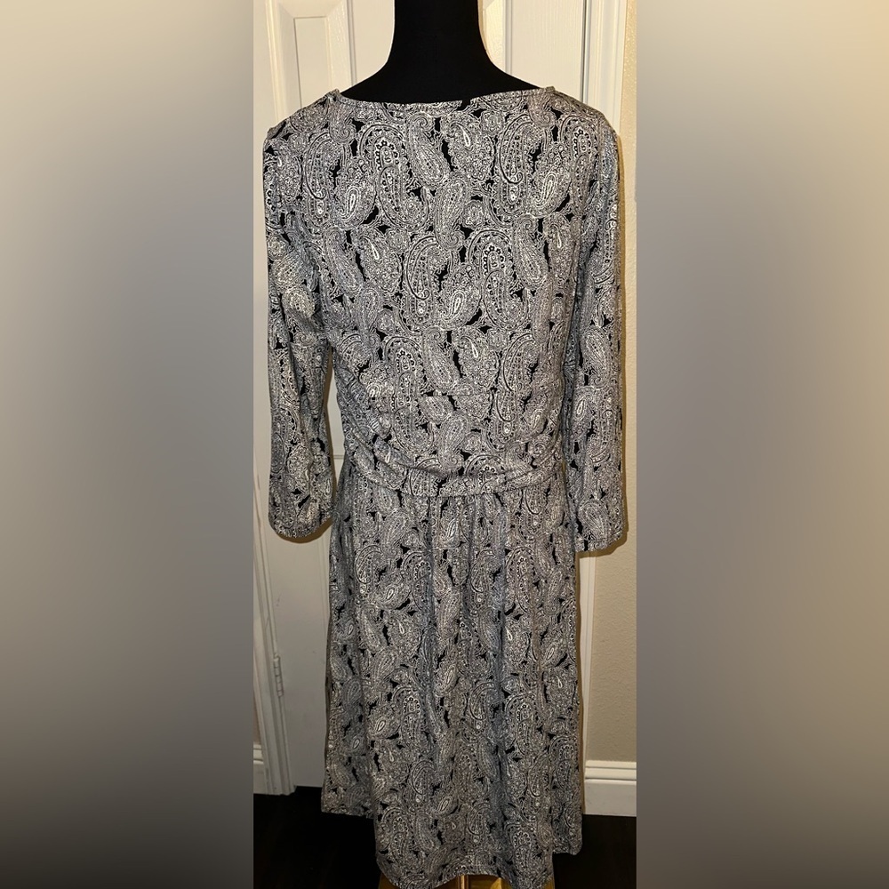 Lands' End Black White Paisley Dress Size L Knee Length 3/4 Sleeve Stretchy - Picture 3 of 7